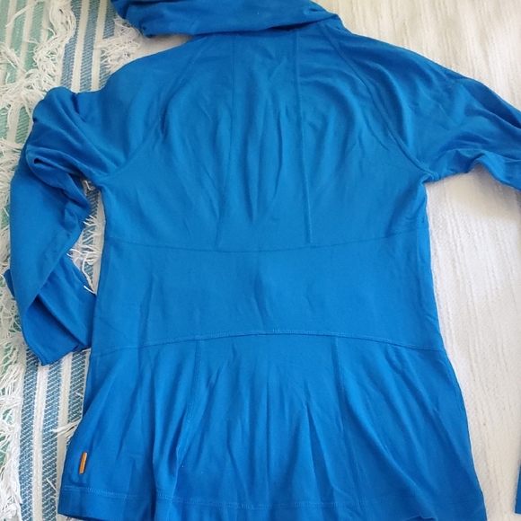 Lucy Blue - Picture 7 of 10